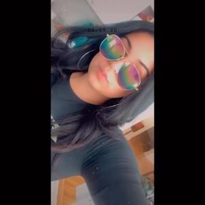 Meet your Posher, Marisel